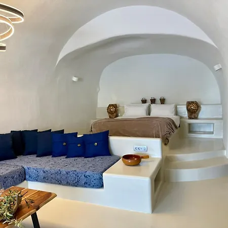Elysian Santorini Villa Oía Room photo