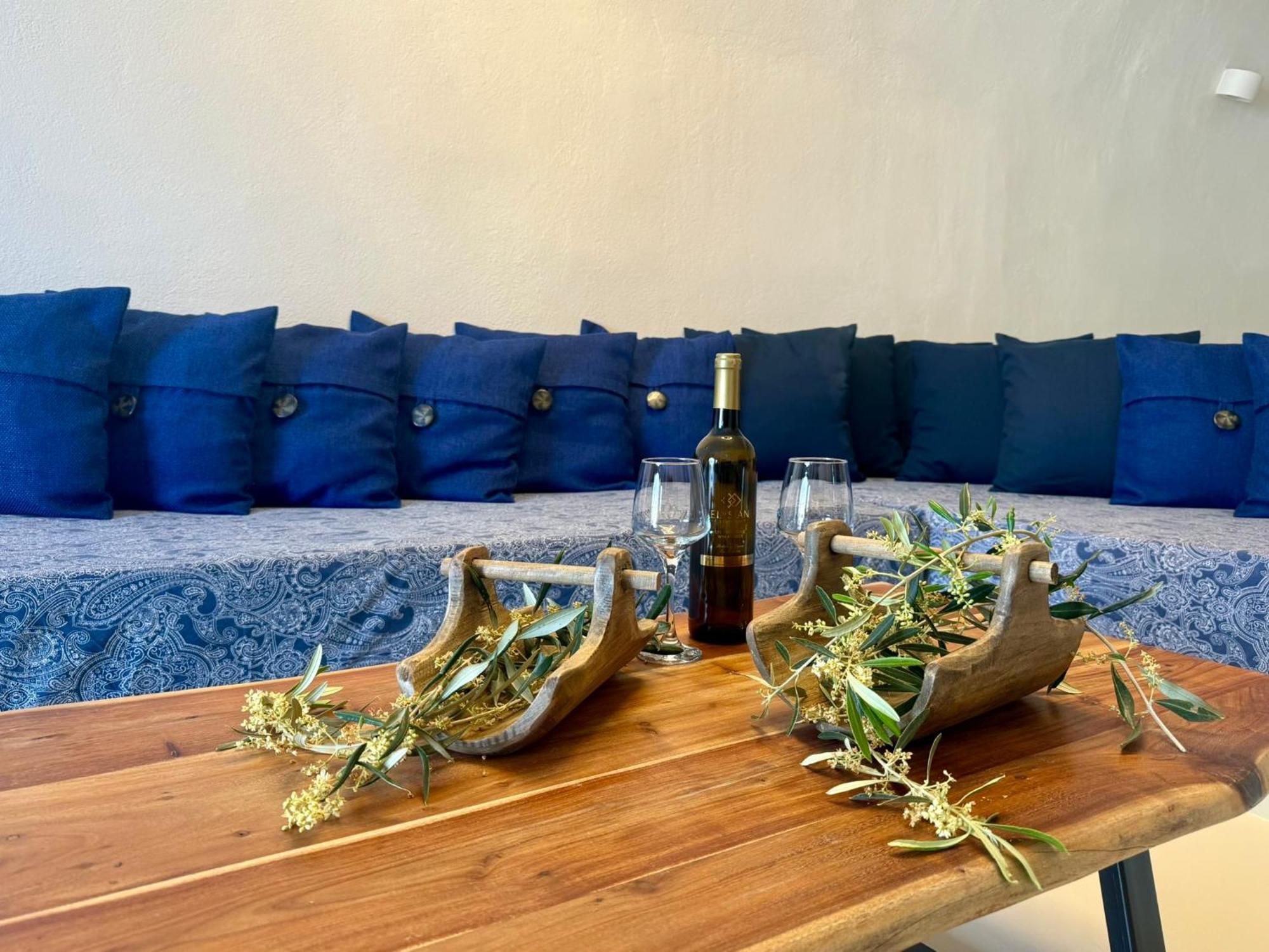 Elysian Santorini Villa