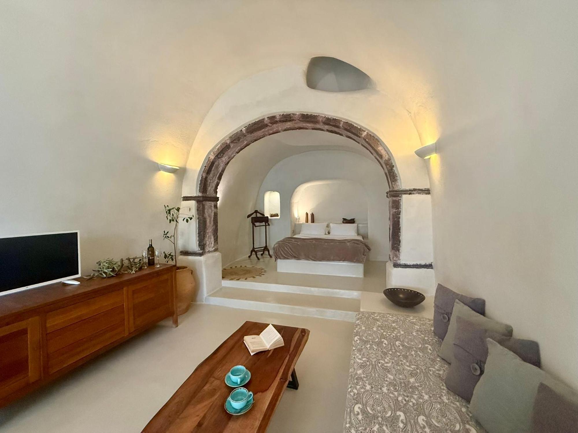Elysian Santorini Ia